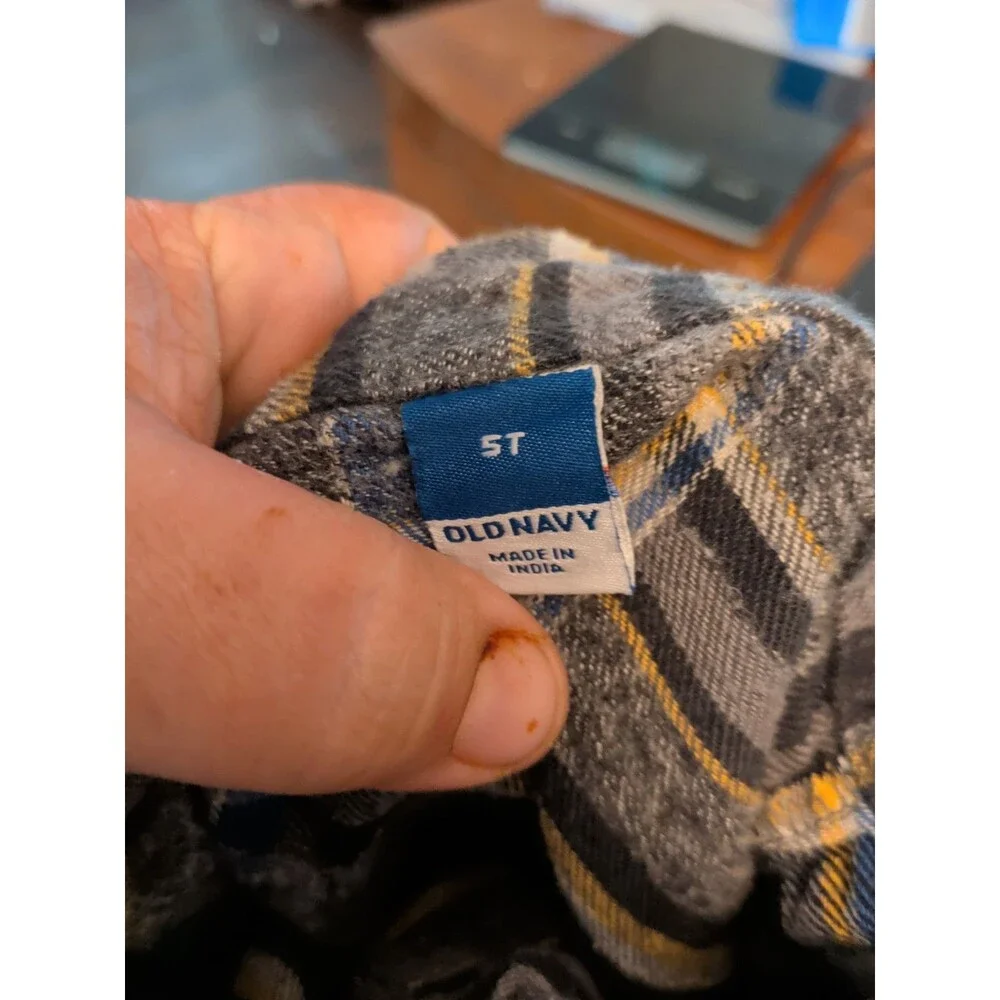 Old Navy Boys Size 5t Gray Black Yellow Blue Plaid button down long sleeve